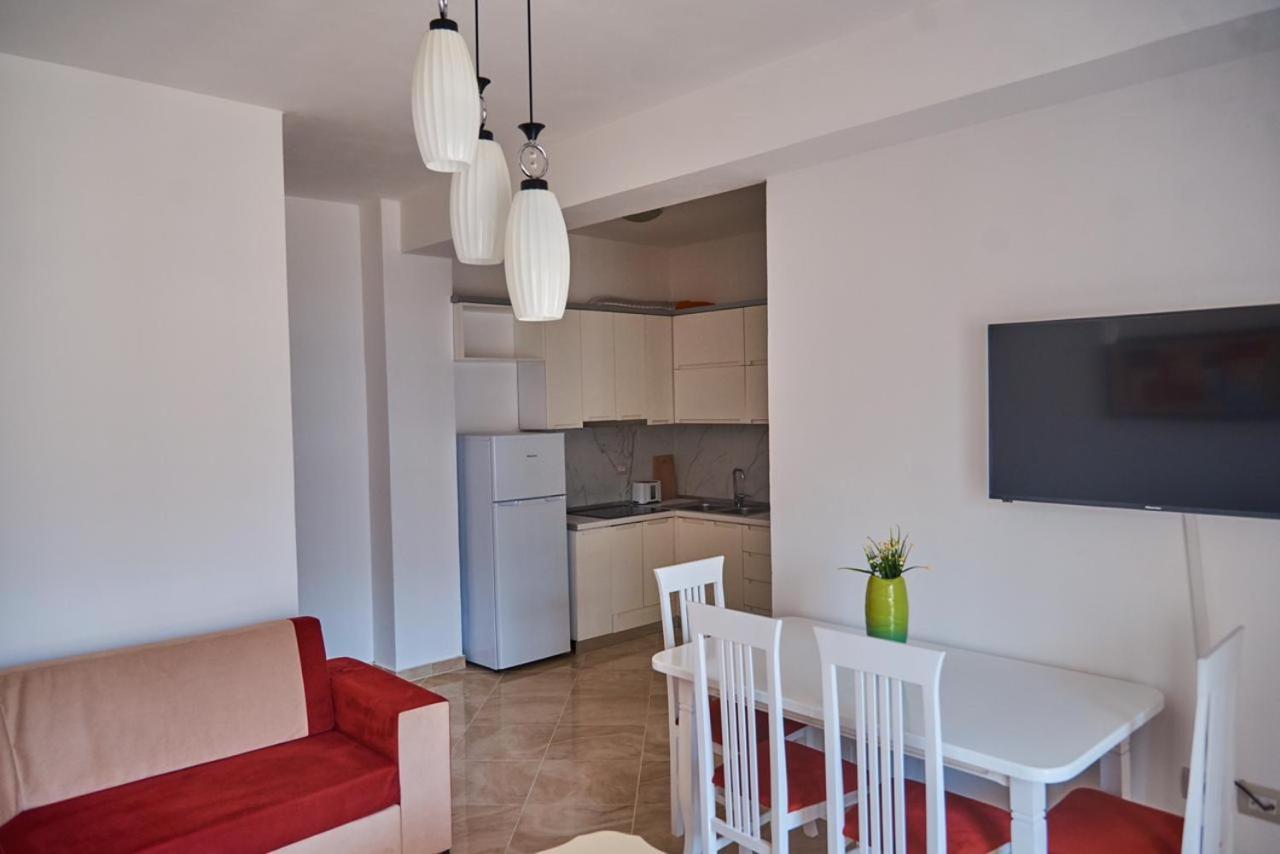 Appartamento Albanian South Riviera Vlorë Esterno foto